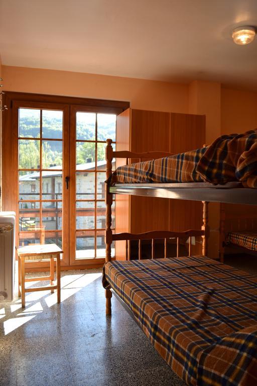 ויאנובה Albergue Velarta מראה חיצוני תמונה